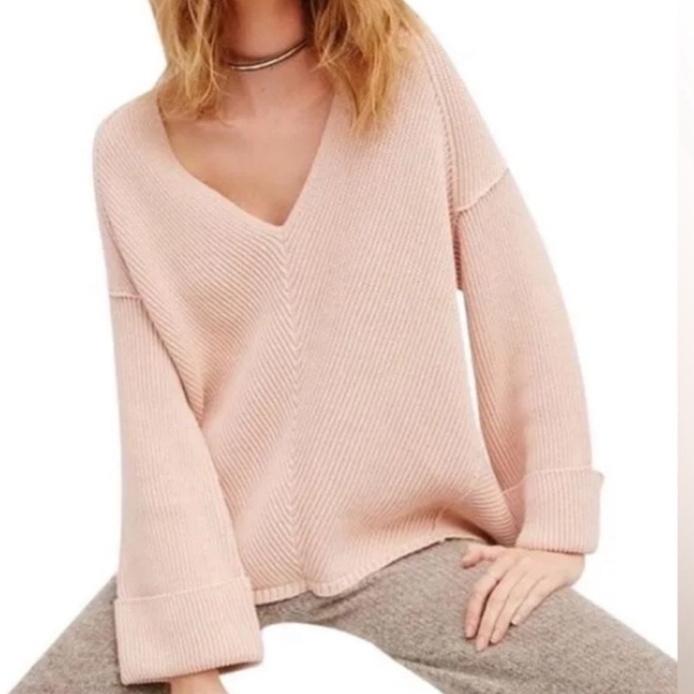 Free People Oversized V-Neck Sweater in Blush Pink